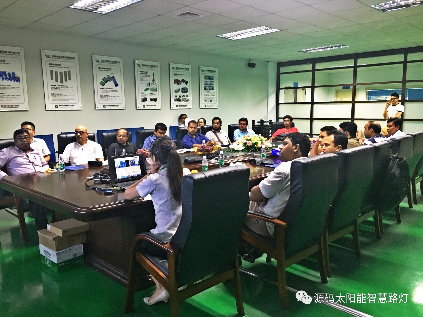 太陽能，太陽能路燈，路燈，太陽臺(tái)路燈廠家