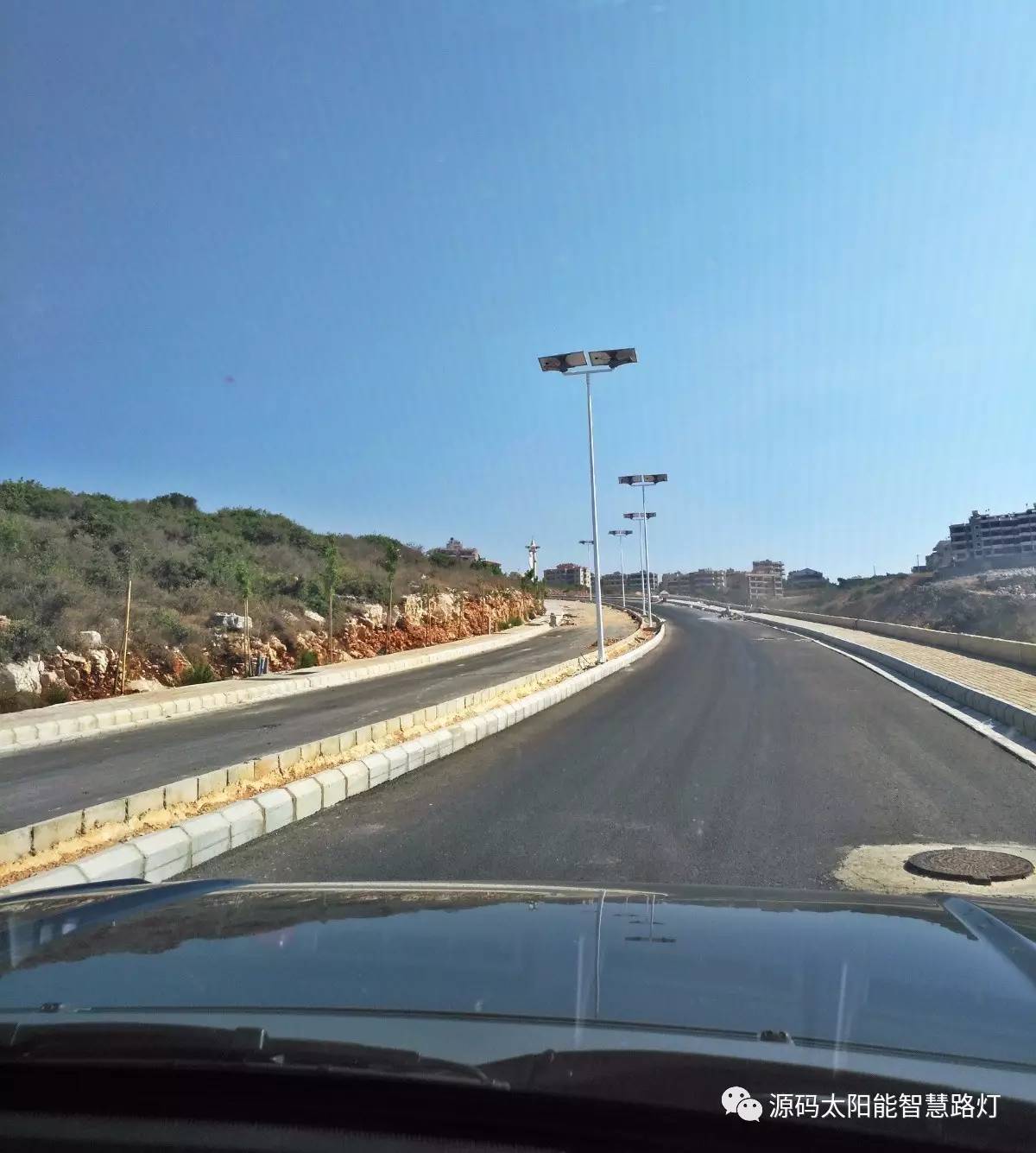 太陽能路燈，太陽能平板燈，光伏產(chǎn)業(yè)，綠色節(jié)能，太陽能路燈廠家