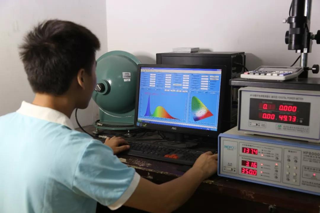 愚人節(jié)，我承認(rèn)我們輸了